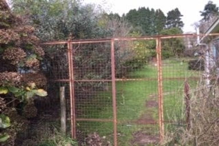 Photo of property in 12 Bernard Street, Pukemiro, Huntly, 3771