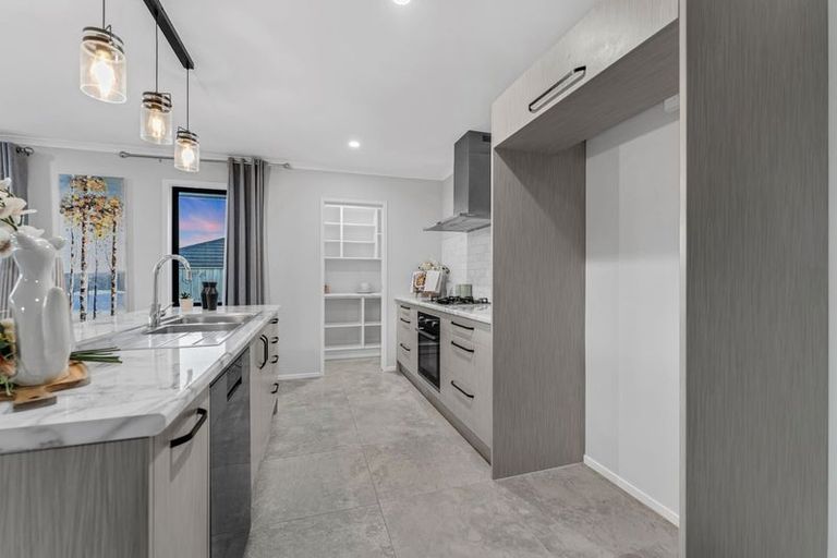 Photo of property in 116 Harriet Johnston Drive, Pokeno, 2402