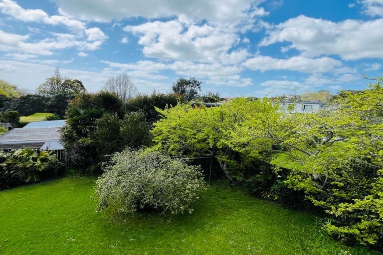 Photo of property in 21 Bleakhouse Road, Howick, Auckland, 2014