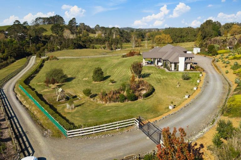 Photo of property in 246 Blackbridge Road, Dairy Flat, Albany, 0794