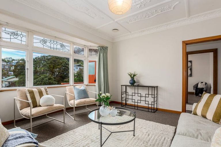 Photo of property in 62 Severn Street, Island Bay, Wellington, 6023