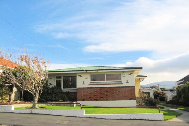 Photo of property in 55 Stirling Street, Andersons Bay, Dunedin, 9013