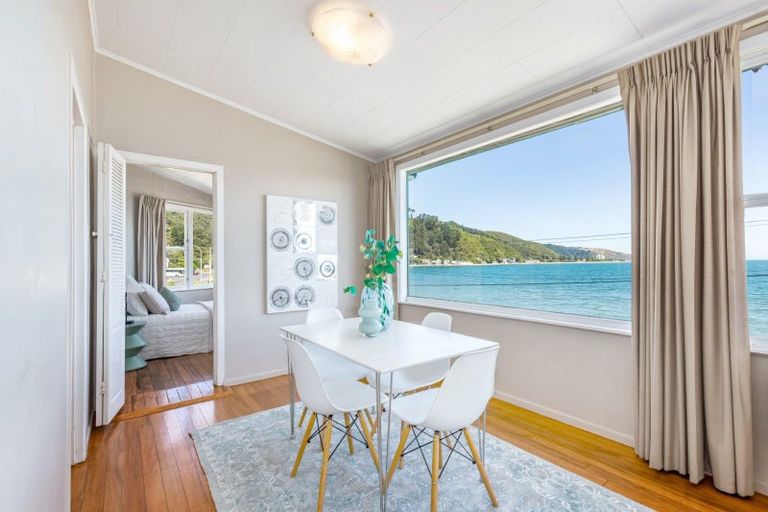 Photo of property in 609 Marine Drive, Days Bay, Lower Hutt, 5013