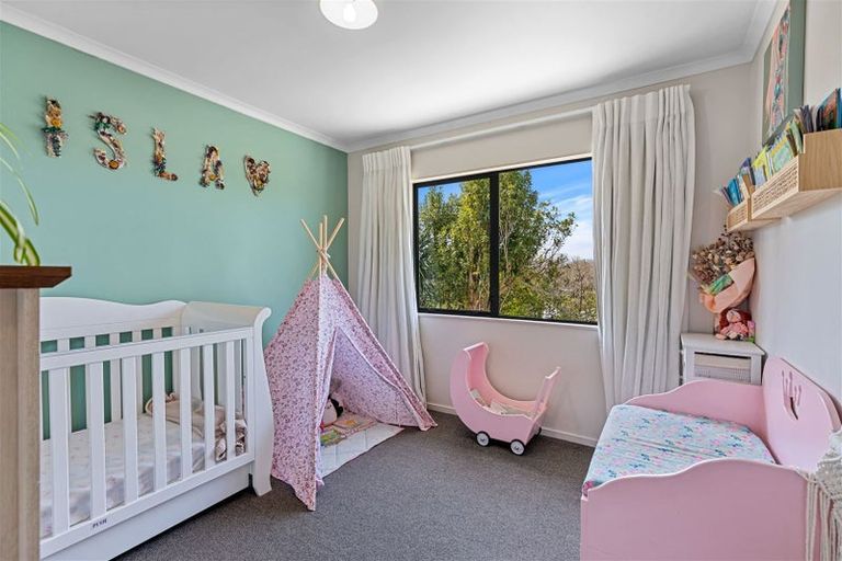 Photo of property in 3 Titiro Way, Welcome Bay, Tauranga, 3112