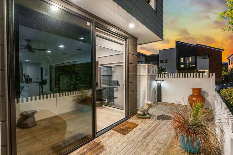 Photo of property in 27 Tuatua Road, Hobsonville, Auckland, 0616
