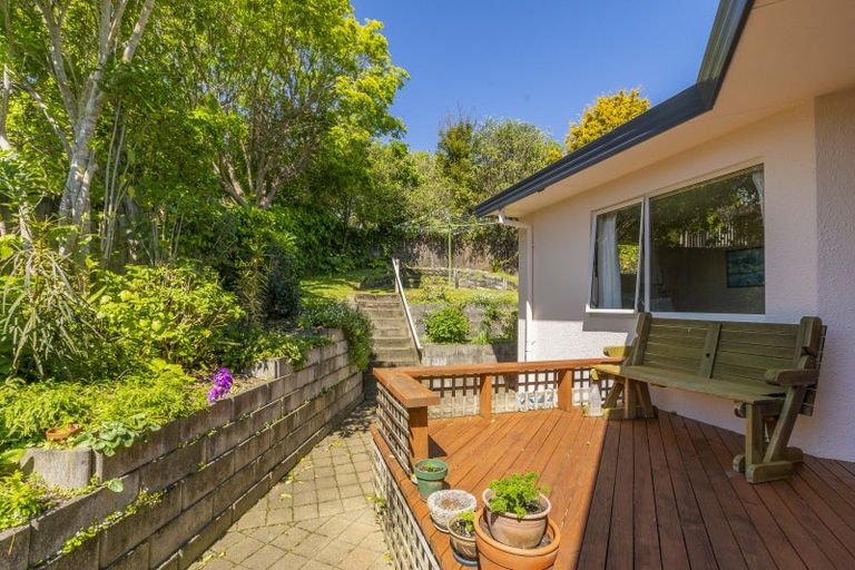 Photo of property in 7 Amokura Street, Waikanae, 5036