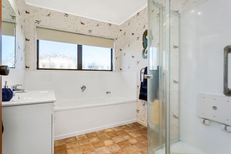 Photo of property in 14 Conrad Place, Leamington, Cambridge, 3432