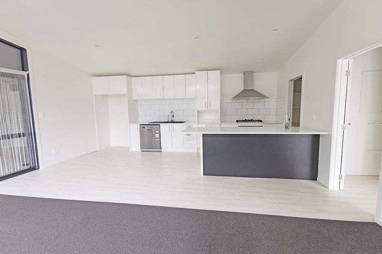 Photo of property in 19b Stillwater Crescent, Stillwater, Silverdale, 0993