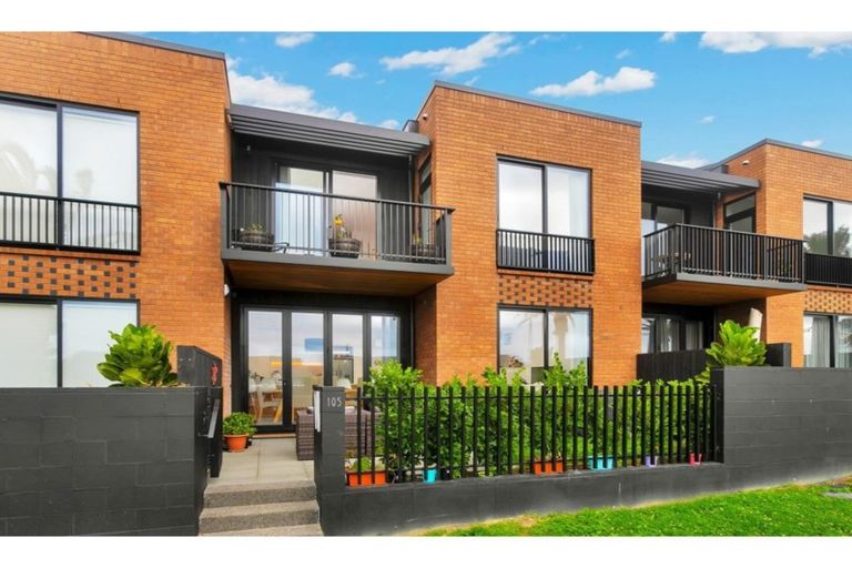 Photo of property in 105 Buckley Avenue, Hobsonville, Auckland, 0616