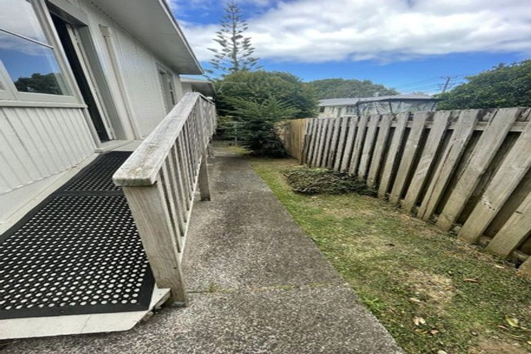 Photo of property in 54 Fruitvale Road, New Lynn, Auckland, 0600