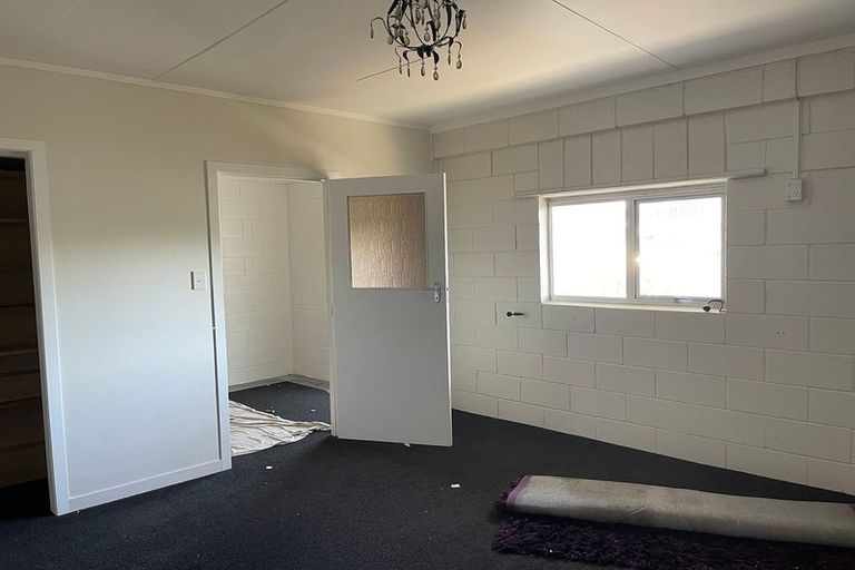 Photo of property in 11b Hine Street, New Plymouth, 4310