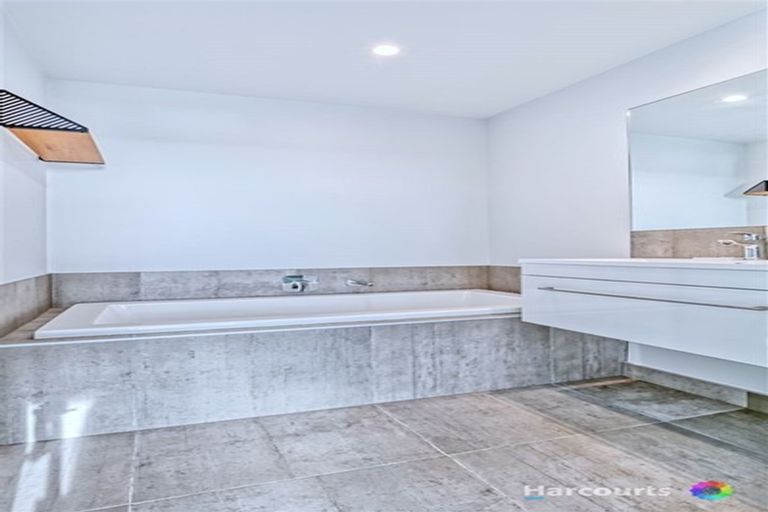 Photo of property in 15 Settlers Avenue, Hobsonville, Auckland, 0618