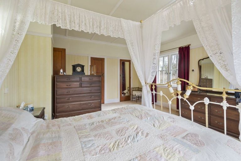 Photo of property in 7 Calico Line, Marton, 4710