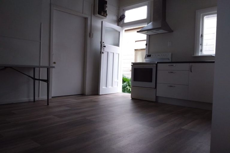 Photo of property in 3 Hyde Street, North Dunedin, Dunedin, 9016