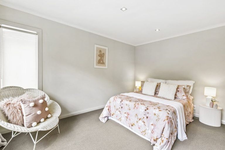 Photo of property in 1a Paisley Terrace, Karori, Wellington, 6012