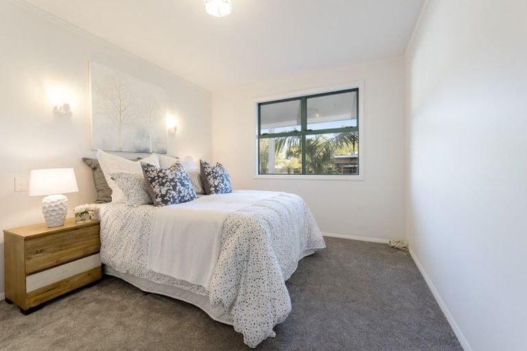 Photo of property in 52a Metcalfe Road, Ranui, Auckland, 0612