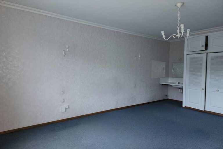 Photo of property in 5 Coates Street, Tawa, Wellington, 5028