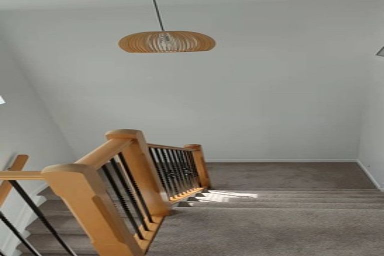 Photo of property in 27 Waterloo Road, Milford, Auckland, 0620