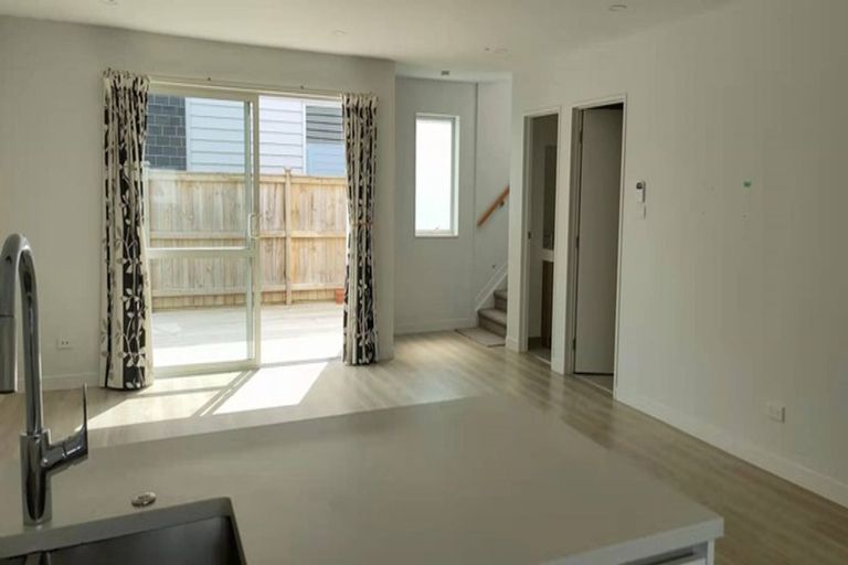 Photo of property in 27 Waterloo Road, Milford, Auckland, 0620