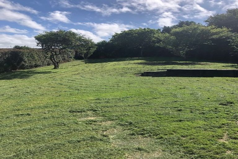 Photo of property in 15 Paritutu Road, Spotswood, New Plymouth, 4310