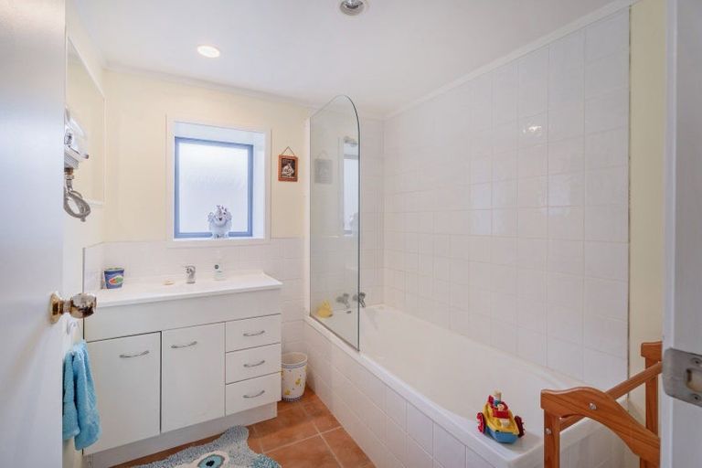 Photo of property in 55 Oyster Drive, Cooks Beach, Whitianga, 3591