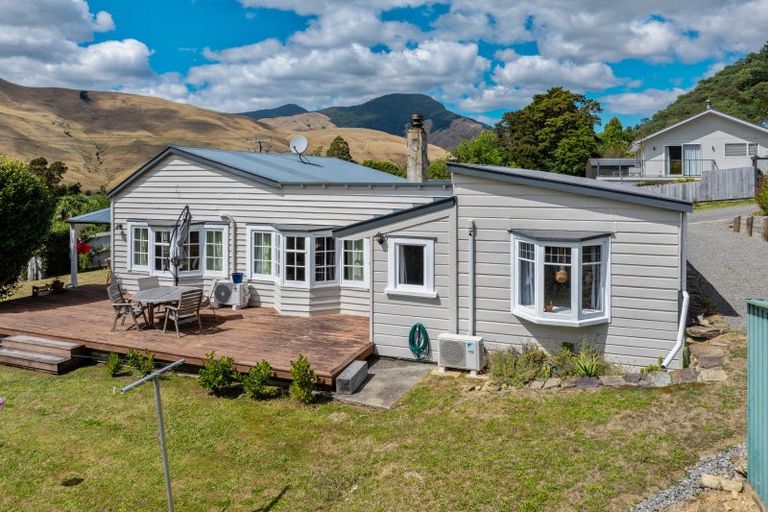 Photo of property in 13e Main Rd Havelock, Havelock, 7100