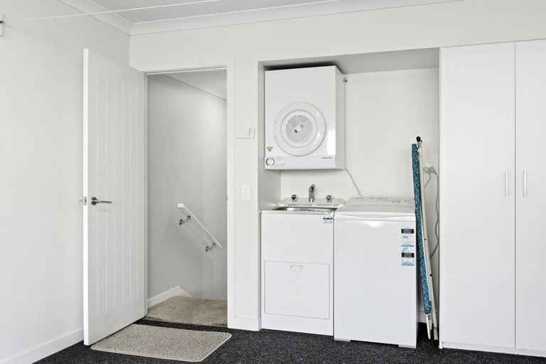 Photo of property in 56 Panorama Heights, Orewa, 0931