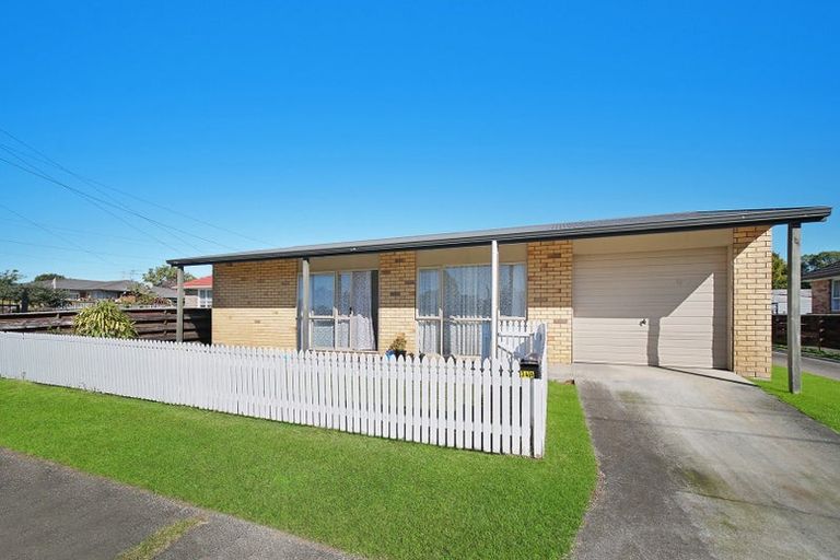 Photo of property in 34 Steven Street, Mangere East, Auckland, 2024