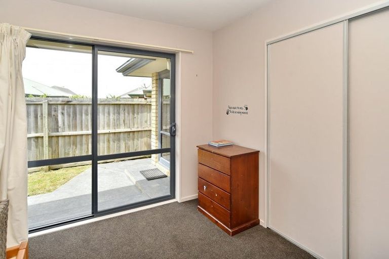 Photo of property in 6 Matson Close, Rangiora, 7400