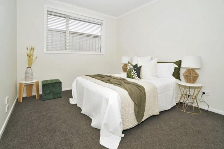 Photo of property in 2 Pryce Place, Silverdale, Hamilton, 3216