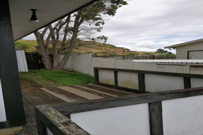 Photo of property in 60b Glennandrew Drive, Half Moon Bay, Auckland, 2012