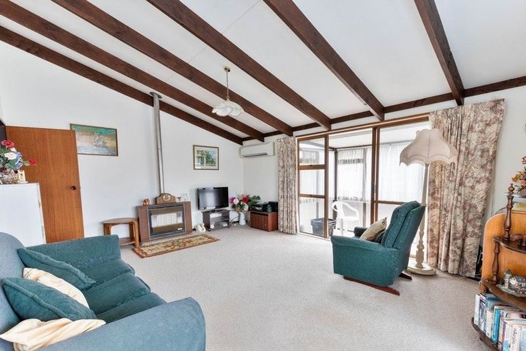 Photo of property in 25 Exeter Crescent, Springvale, Whanganui, 4501