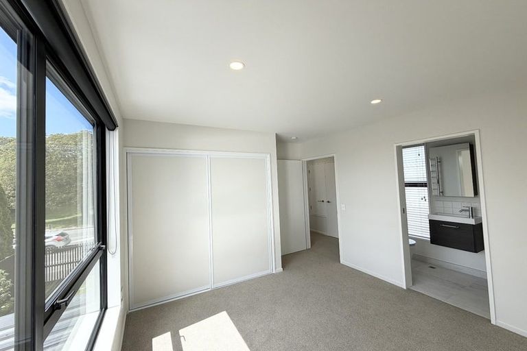 Photo of property in 1/197 Innes Road, St Albans, 8052