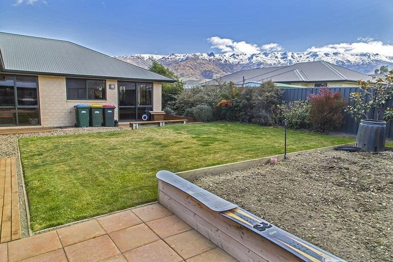 Photo of property in 51 Missy Crescent, Mount Pisa, Cromwell, 9383