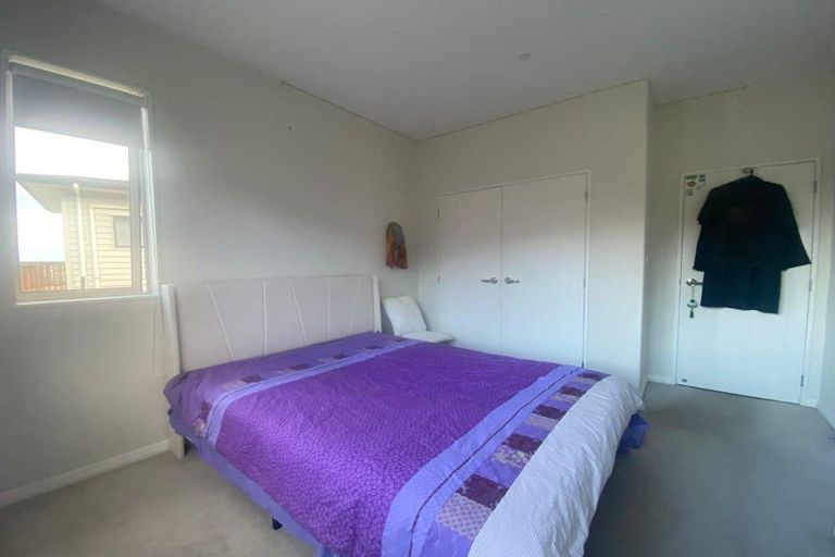 Photo of property in 28 Golden Morning Drive, Albany Heights, Auckland, 0632