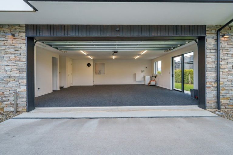 Photo of property in 14 Primary Lane, Wanaka, 9305