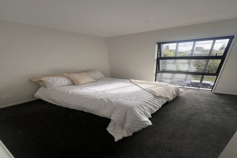 Photo of property in 3/5 Dellwood Avenue, Henderson, Auckland, 0612