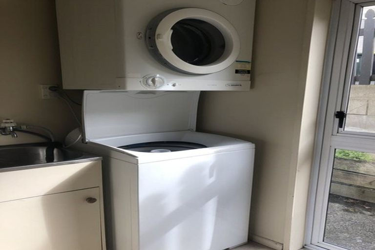 Photo of property in 5 Serpentine Avenue, Dunedin Central, Dunedin, 9016