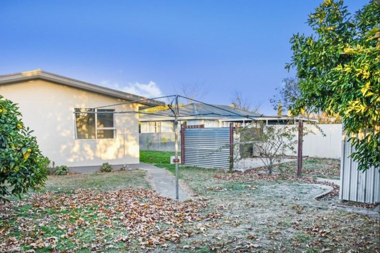 Photo of property in 33 Caernarvon Drive, Flaxmere, Hastings, 4120