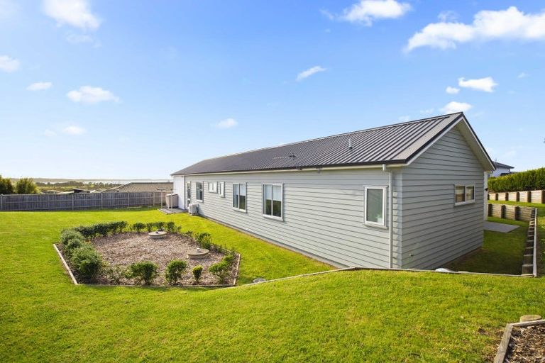 Photo of property in 37 Motukaraka Drive, Beachlands, Auckland, 2018