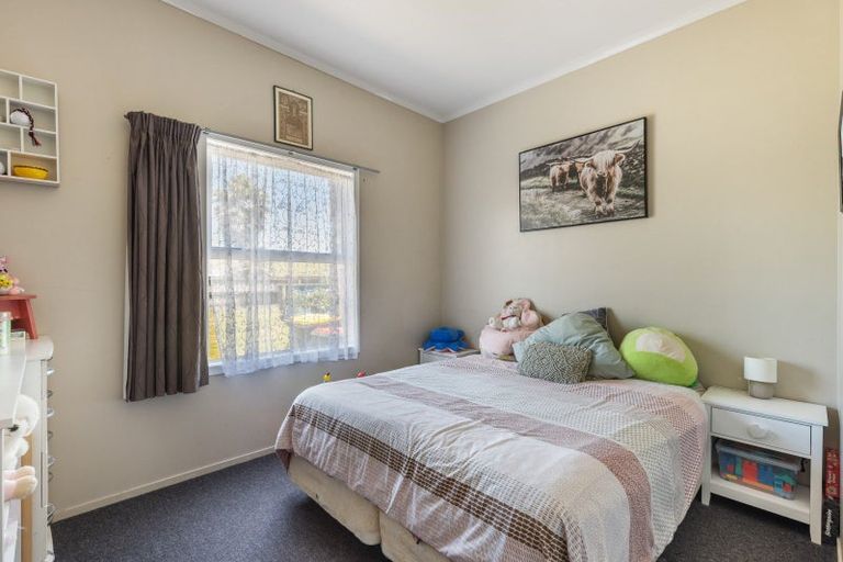 Photo of property in 9 Parris Street, Waitara, 4320