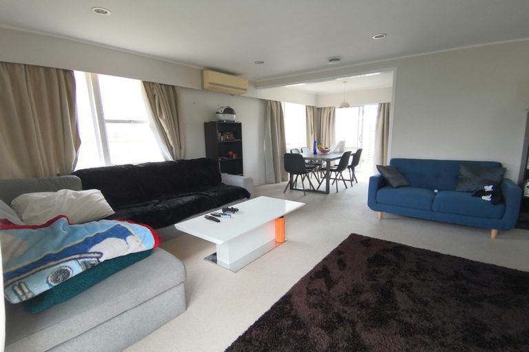 Photo of property in 26 Priestley Drive, Bucklands Beach, Auckland, 2014