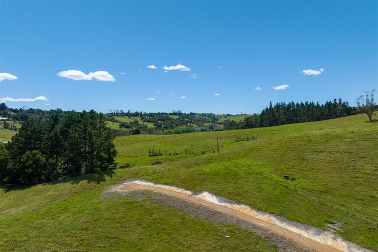 Photo of property in 19 Toots Drive, Kawakawa, 0282