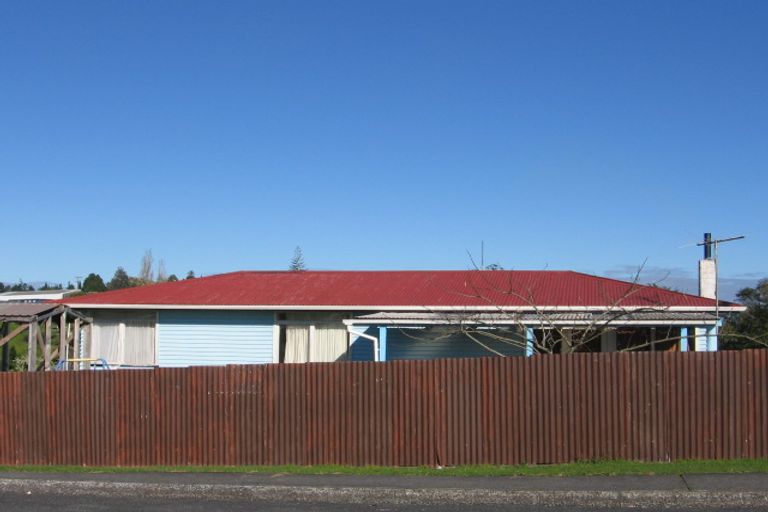 Photo of property in 17 Whiteman Road, Kawakawa, 0210