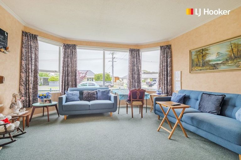 Photo of property in 4 West Avenue, Saint Clair, Dunedin, 9012