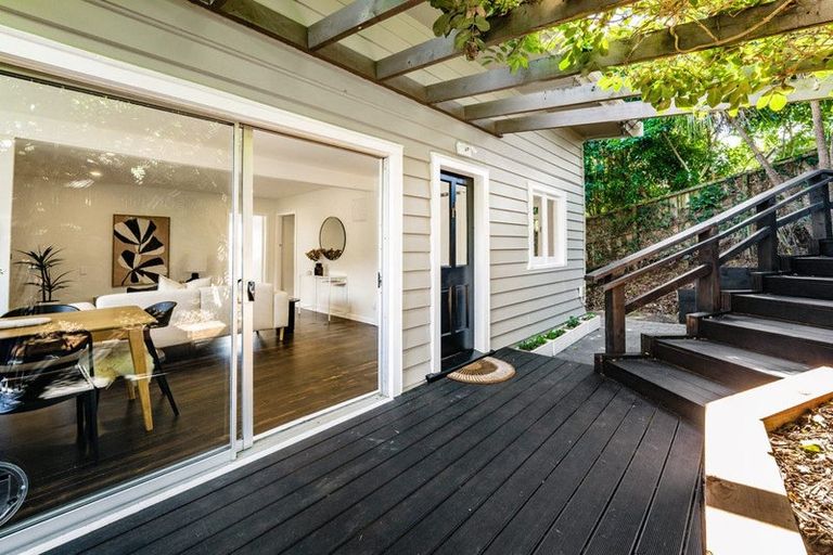 Photo of property in 1/11 Norman Road, Hauraki, Auckland, 0622