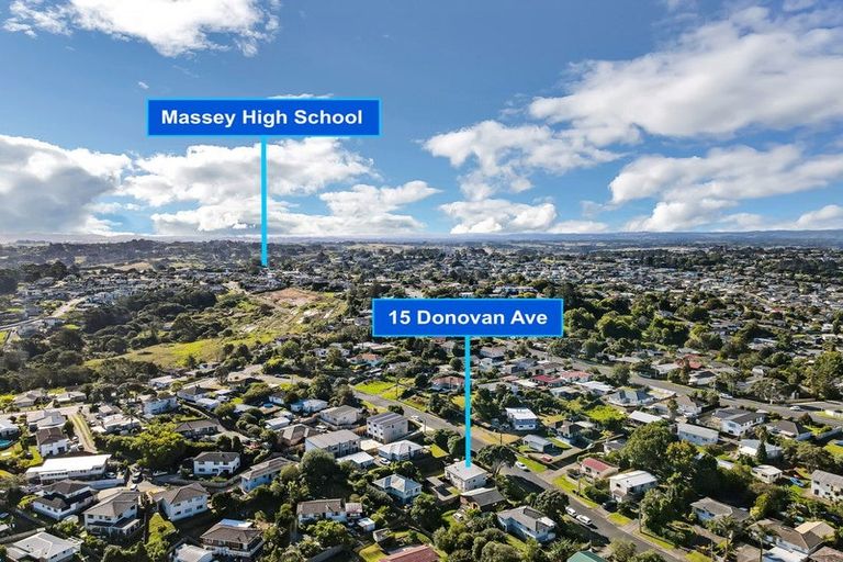 Photo of property in 15 Donovan Avenue, Massey, Auckland, 0614