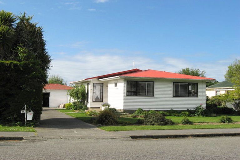 Photo of property in 28 Cridland Street West, Kaiapoi, 7630