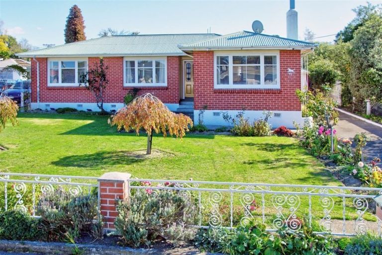 Photo of property in 41 Keir Crescent, Lansdowne, Masterton, 5810
