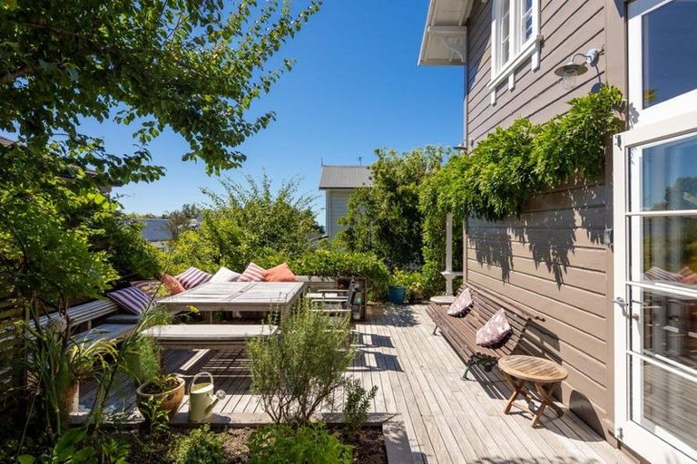 Photo of property in 224 Collingwood Street, Nelson South, Nelson, 7010